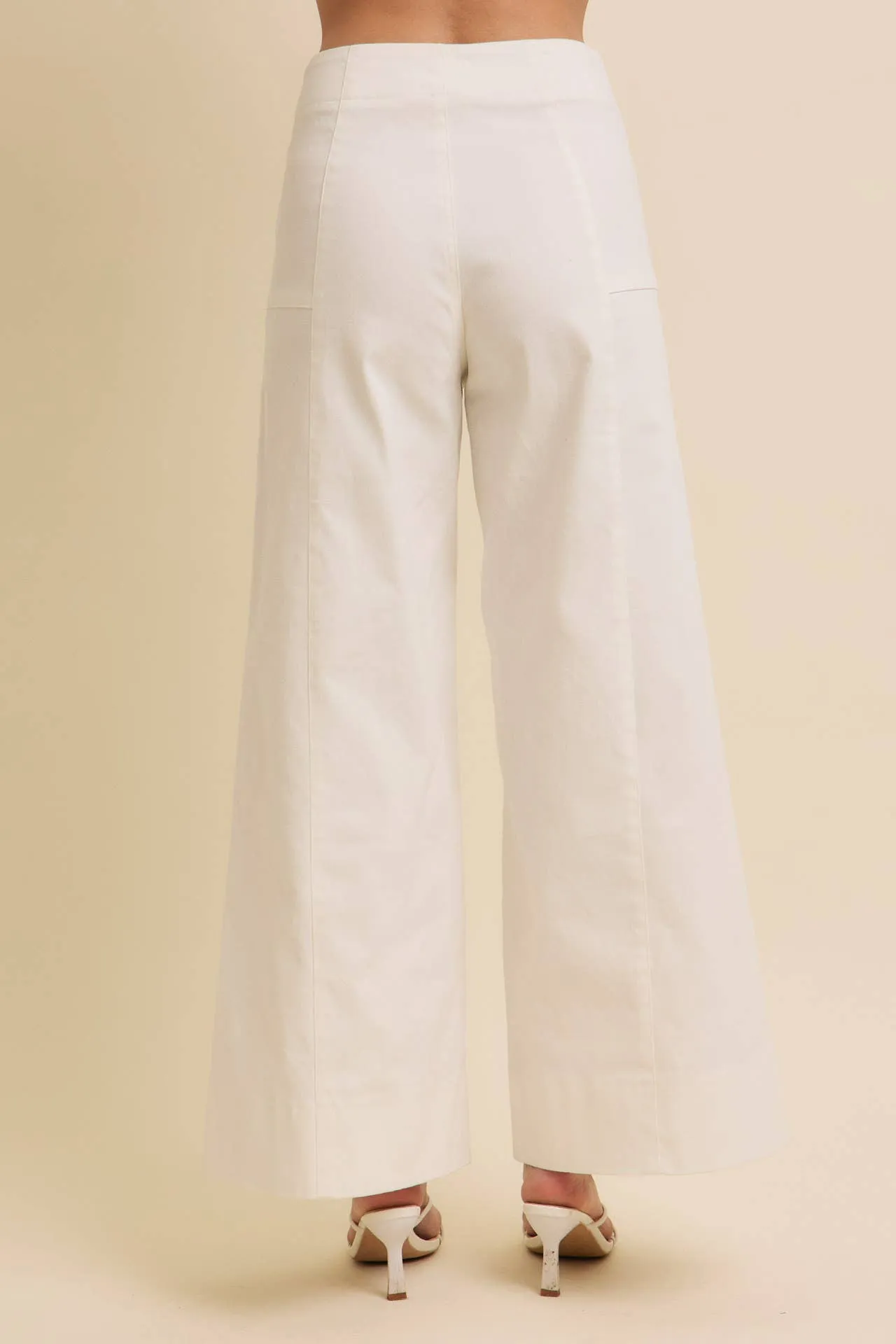 In February - FLATTERING WIDE LEG FULL-LENGTH STRETCHY COTTON TWILL PANTS - BURGUNDY