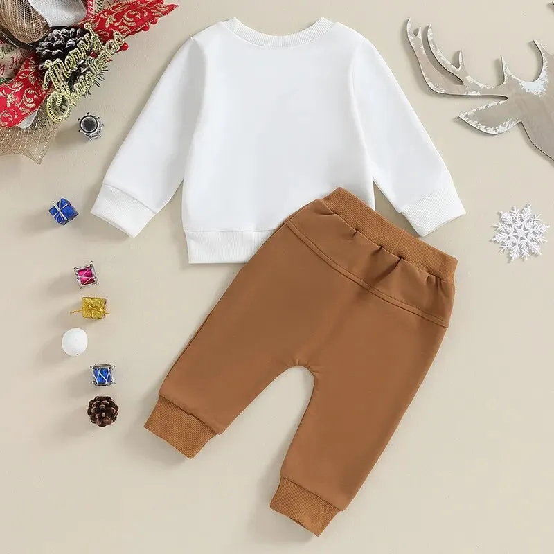 Long Sleeved Sweatshirt and Sweatpants Set - Snowman Outfit