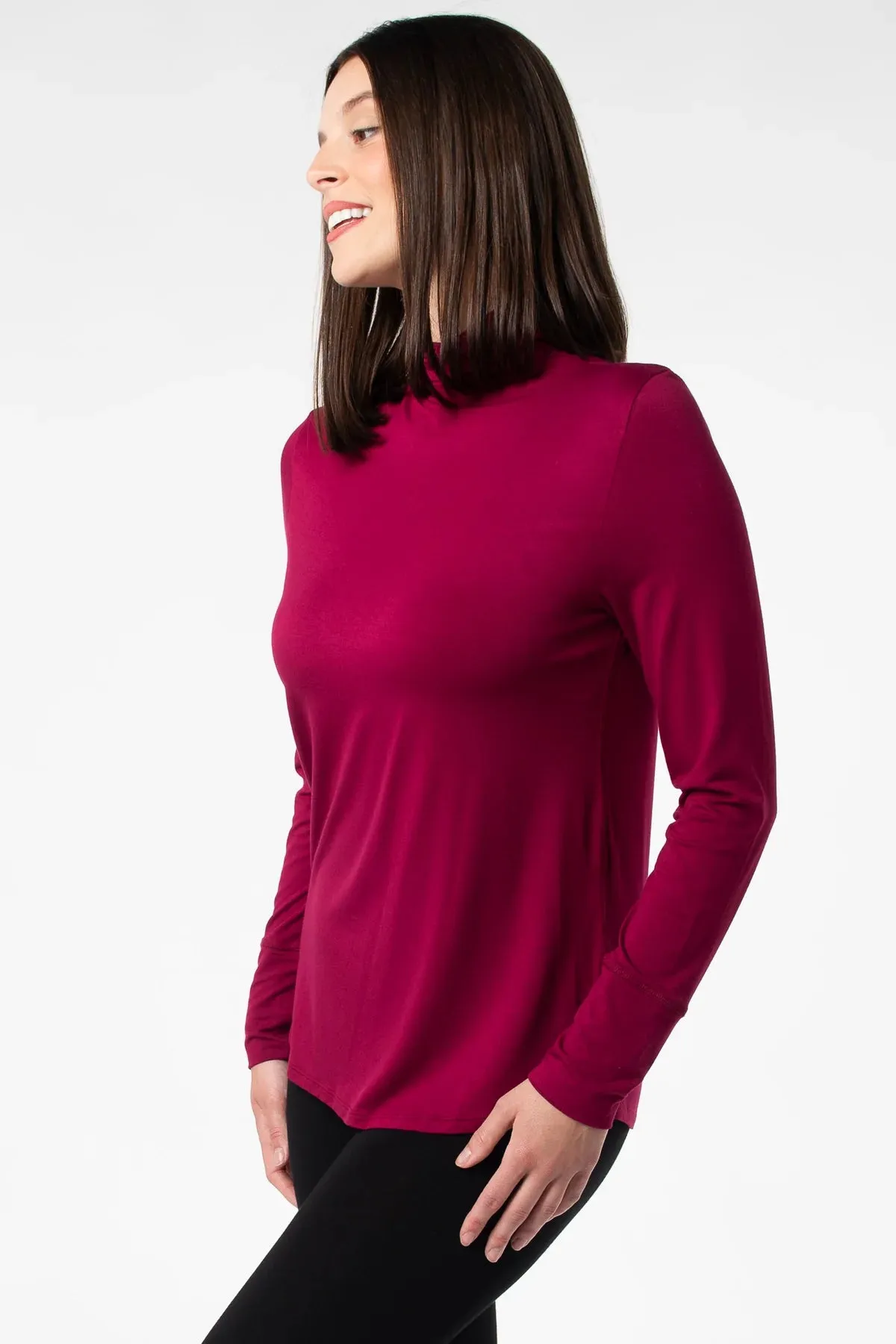 Terrera / LNBF, 586600 Dalya Funnel-Neck Bamboo, Beet Red